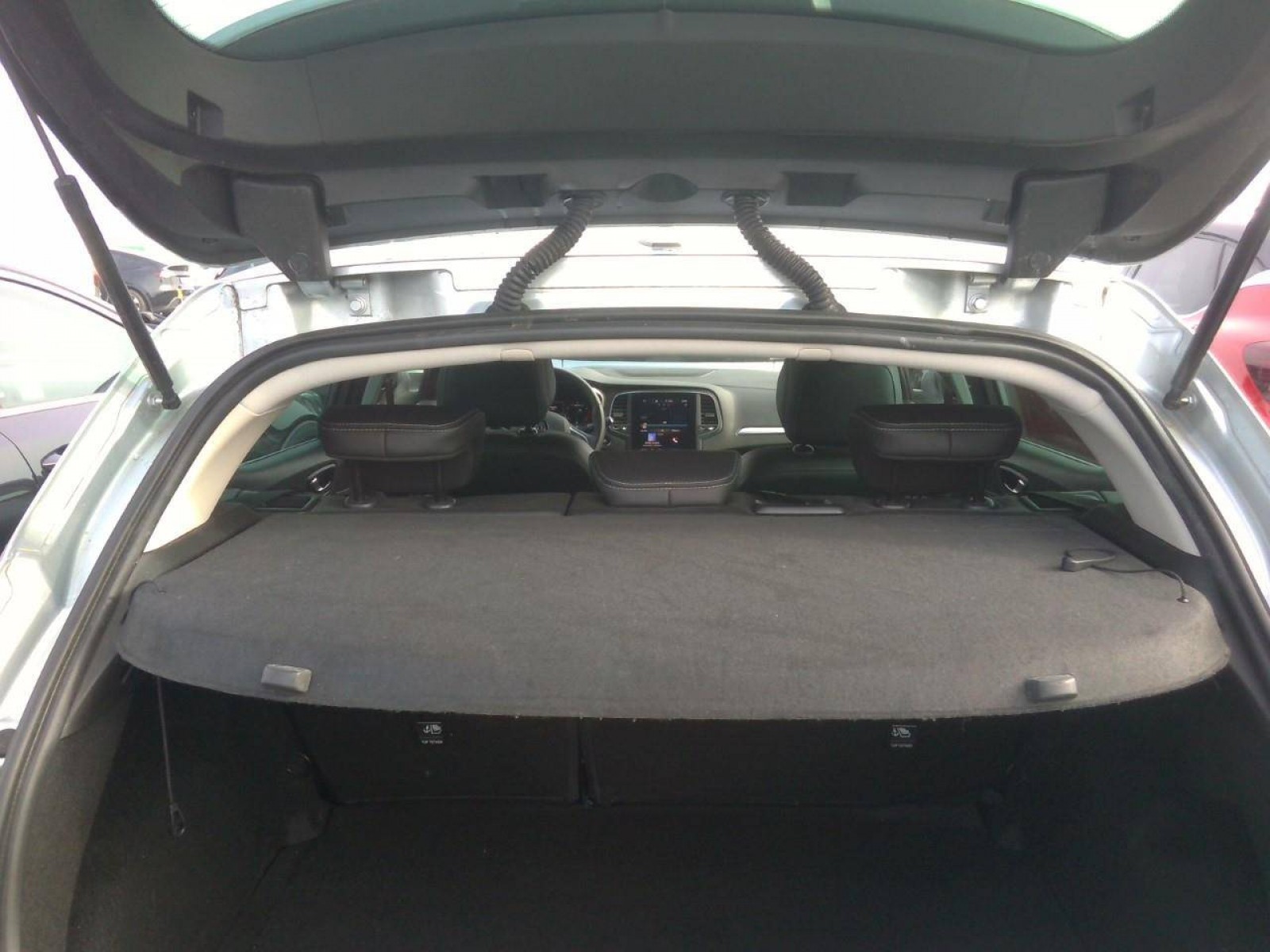 RENAULT - MEGANE IV BERLINE - #546900 - 3