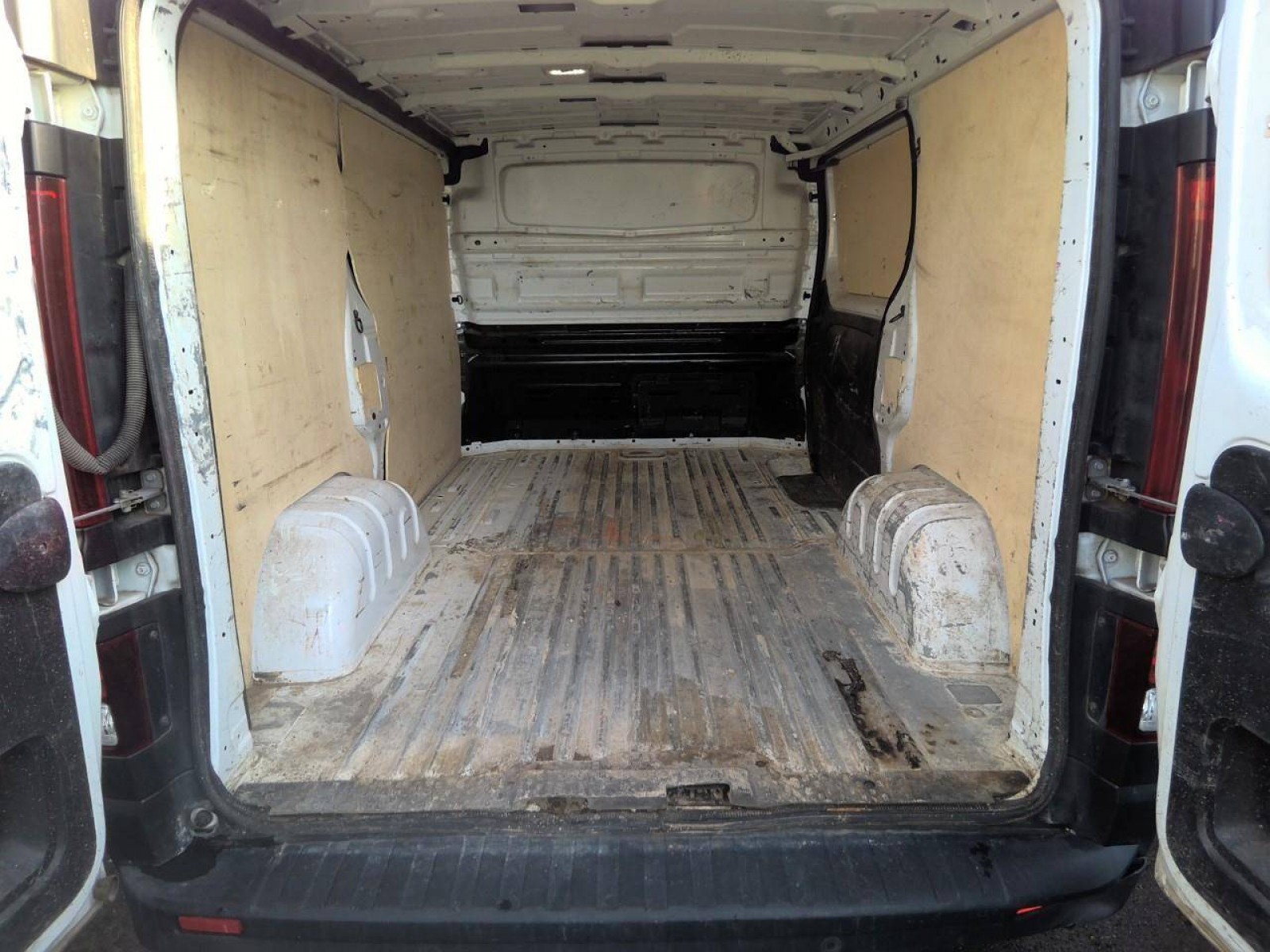 RENAULT - TRAFIC FOURGON - #604307 - 3
