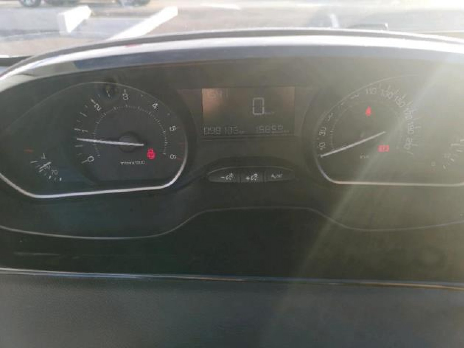 PEUGEOT - 208 AFFAIRE - #168278 - 8