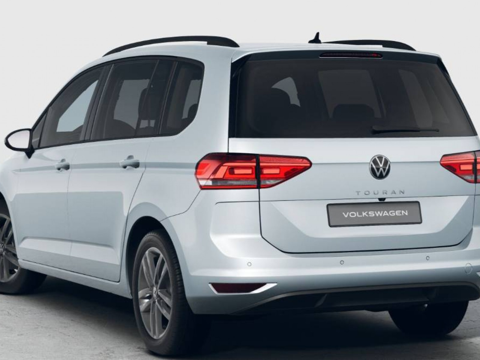 VOLKSWAGEN - TOURAN - #606258 - 1