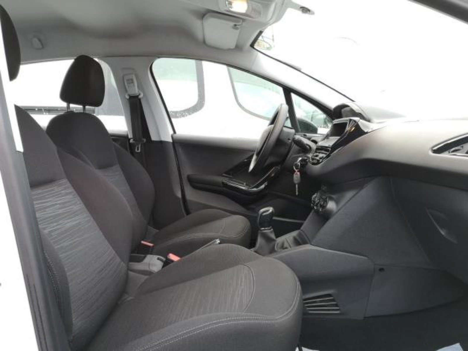 PEUGEOT - 208 AFFAIRE - #168283 - 4