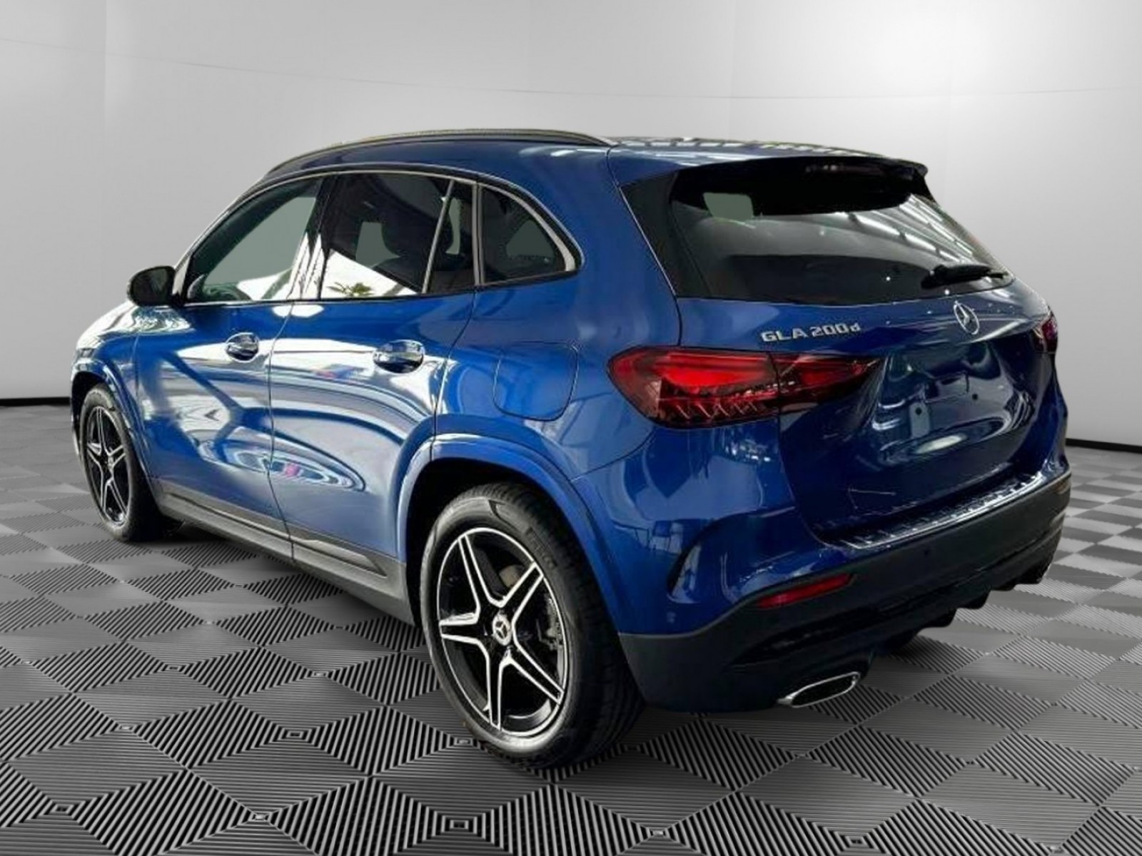 MERCEDES - GLA - #604417 - 10