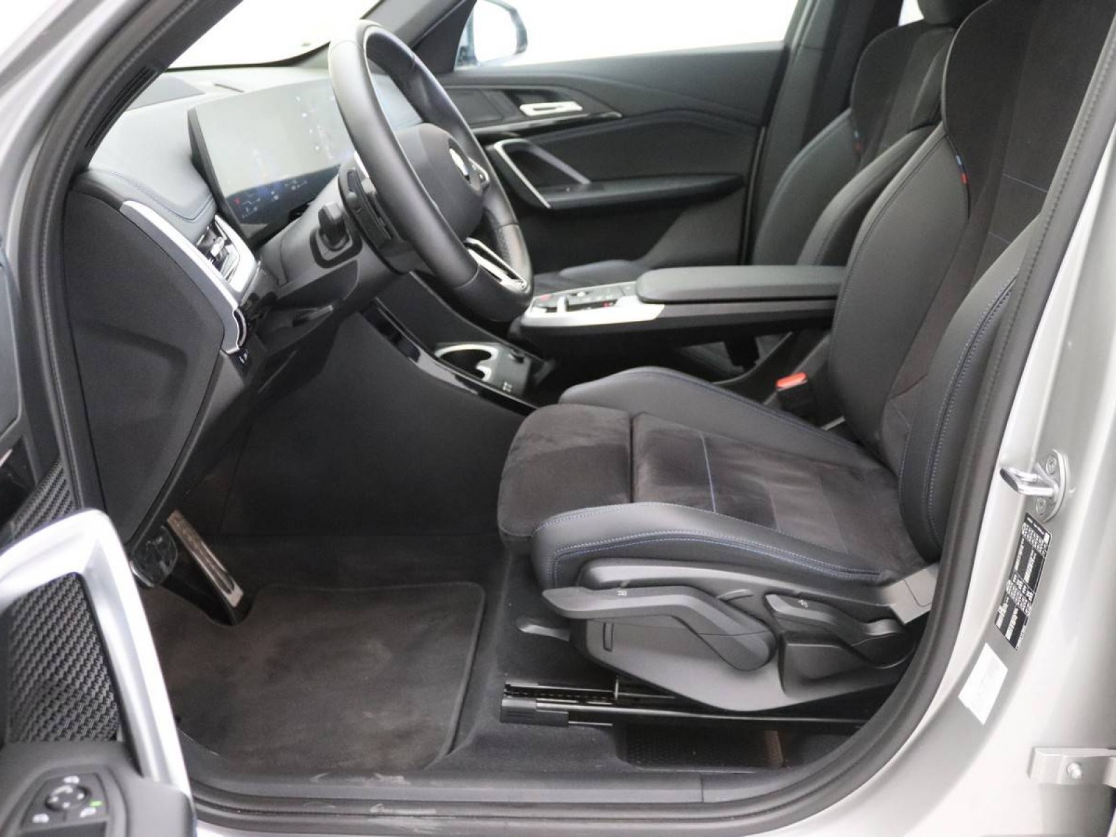 BMW - X1 U11 - #613230 - 3