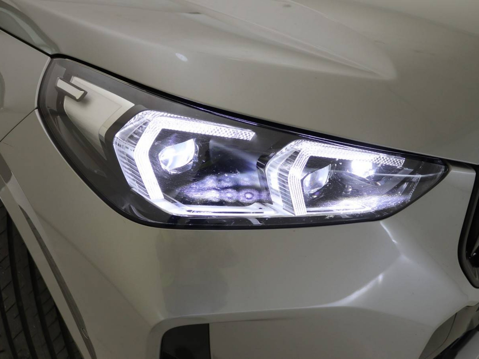 BMW - X1 U11 - #613230 - 7