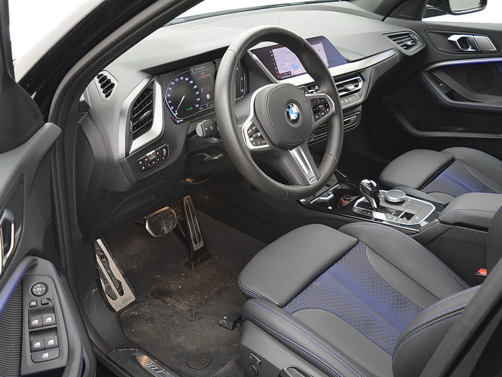 BMW - SERIE 1 F40 - #145178 - 3