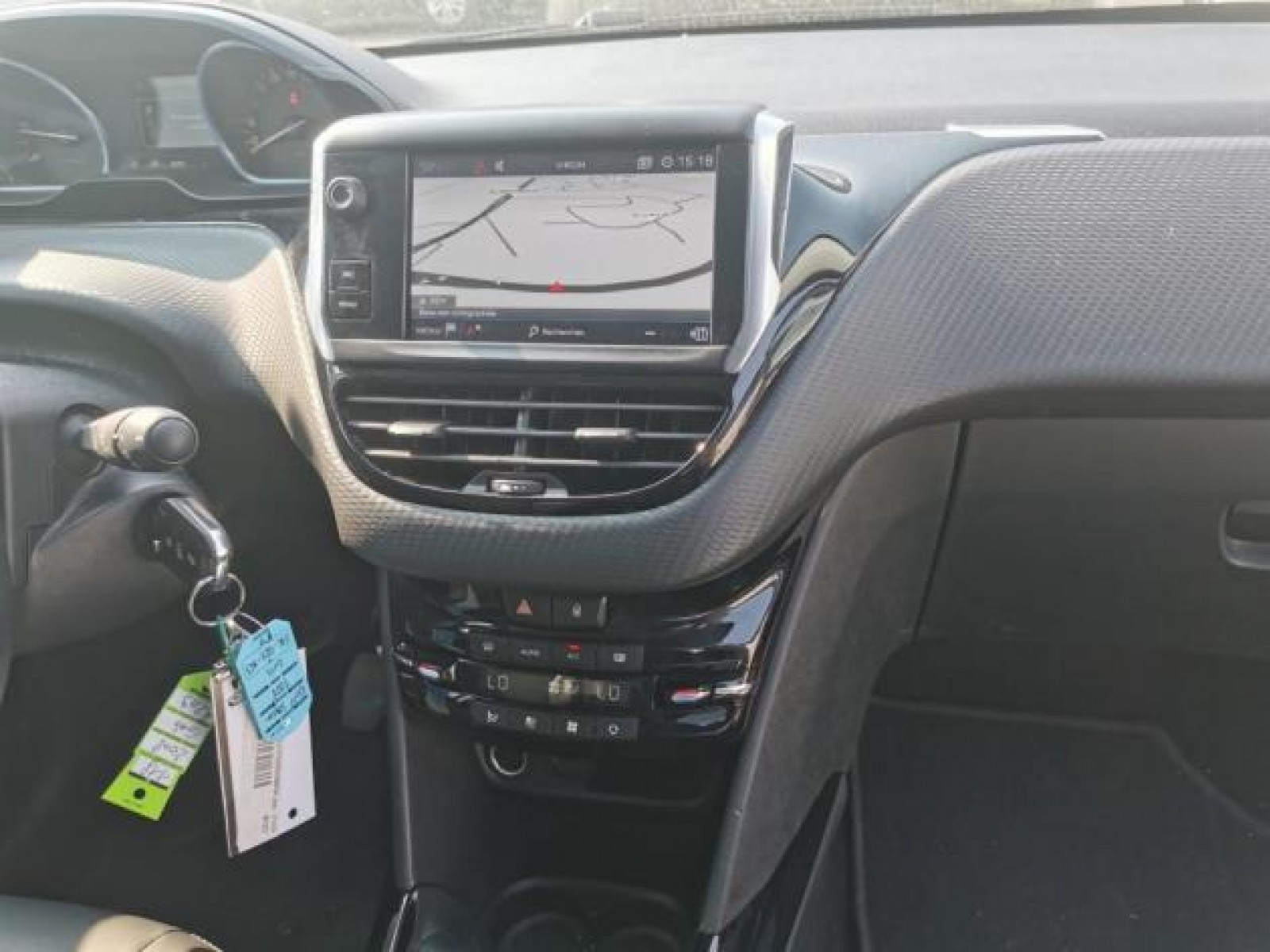 PEUGEOT - 2008 BUSINESS - #168586 - 7
