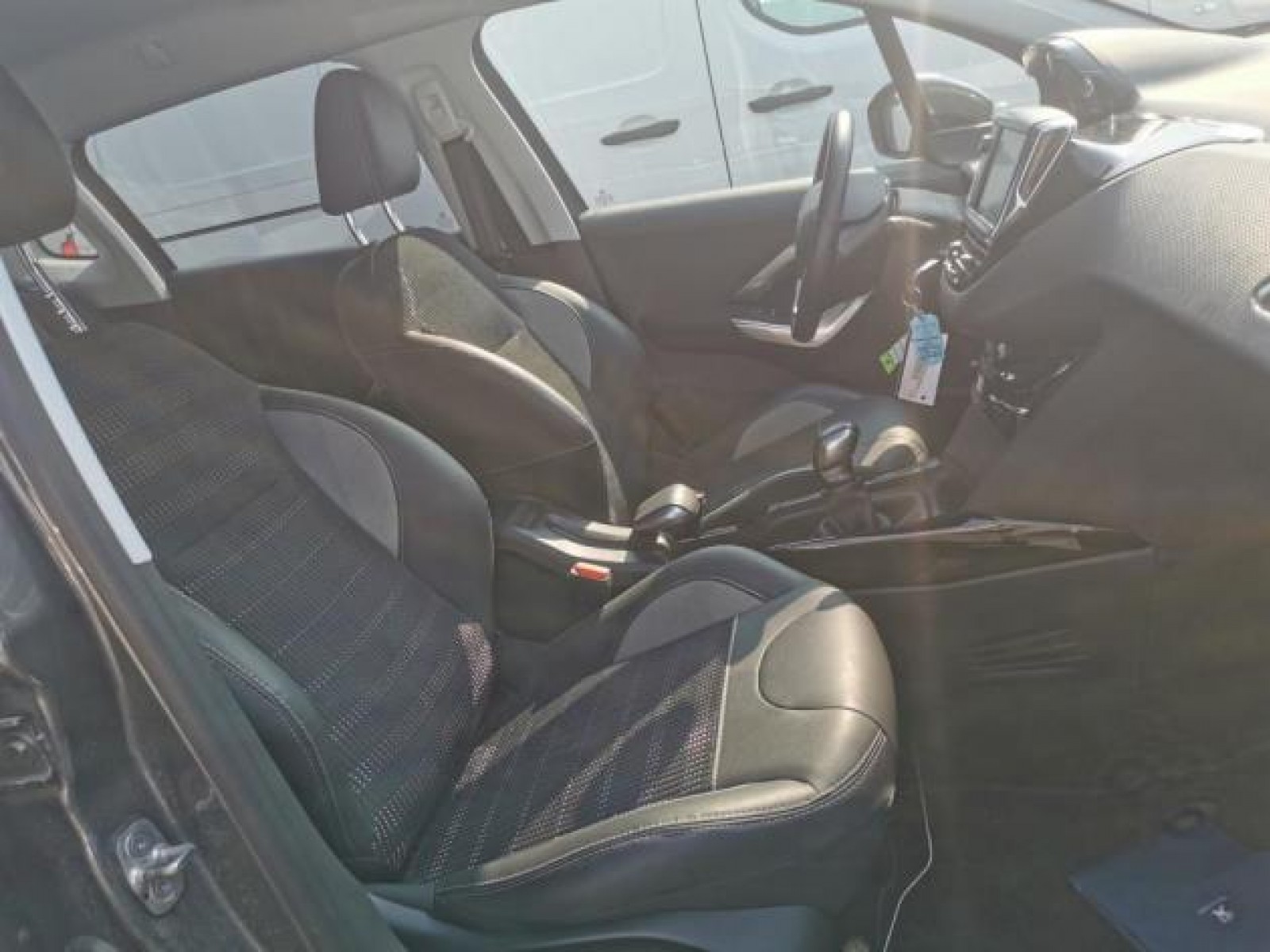 PEUGEOT - 2008 BUSINESS - #168586 - 4
