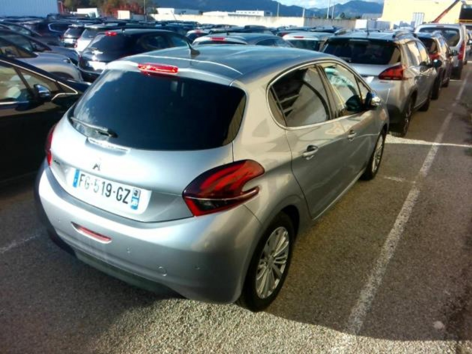PEUGEOT - 208 - #168578 - 3