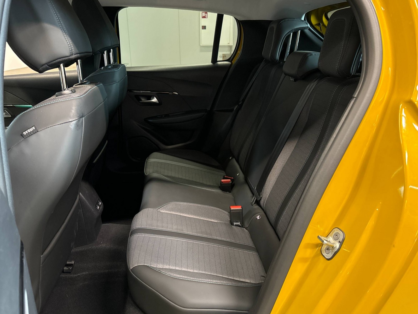 PEUGEOT - 208 - #223921 - 31