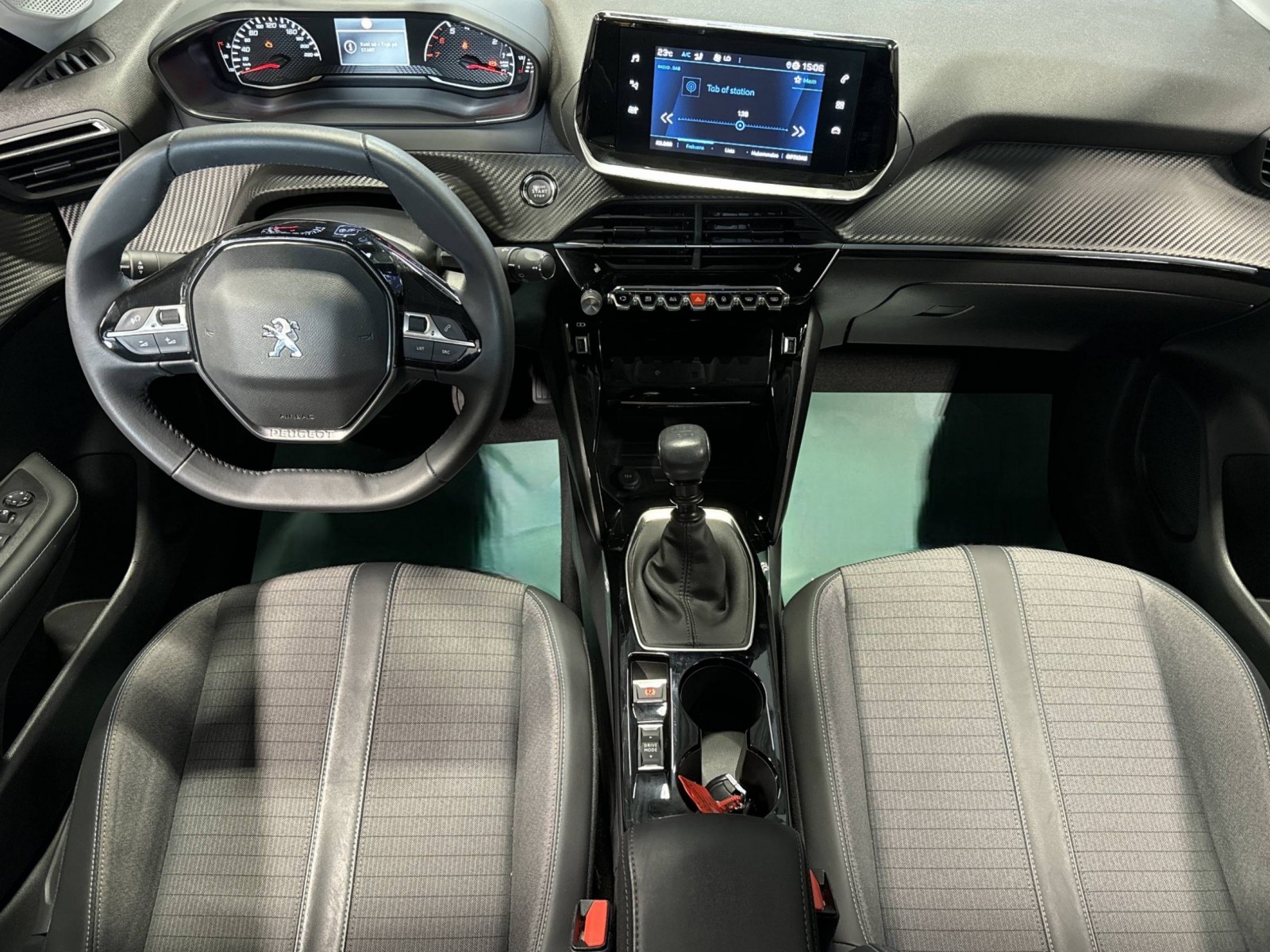 PEUGEOT - 208 - #223921 - 32