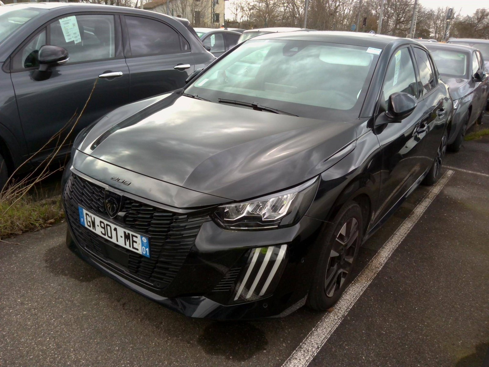 PEUGEOT - 208 - #619069 - 0