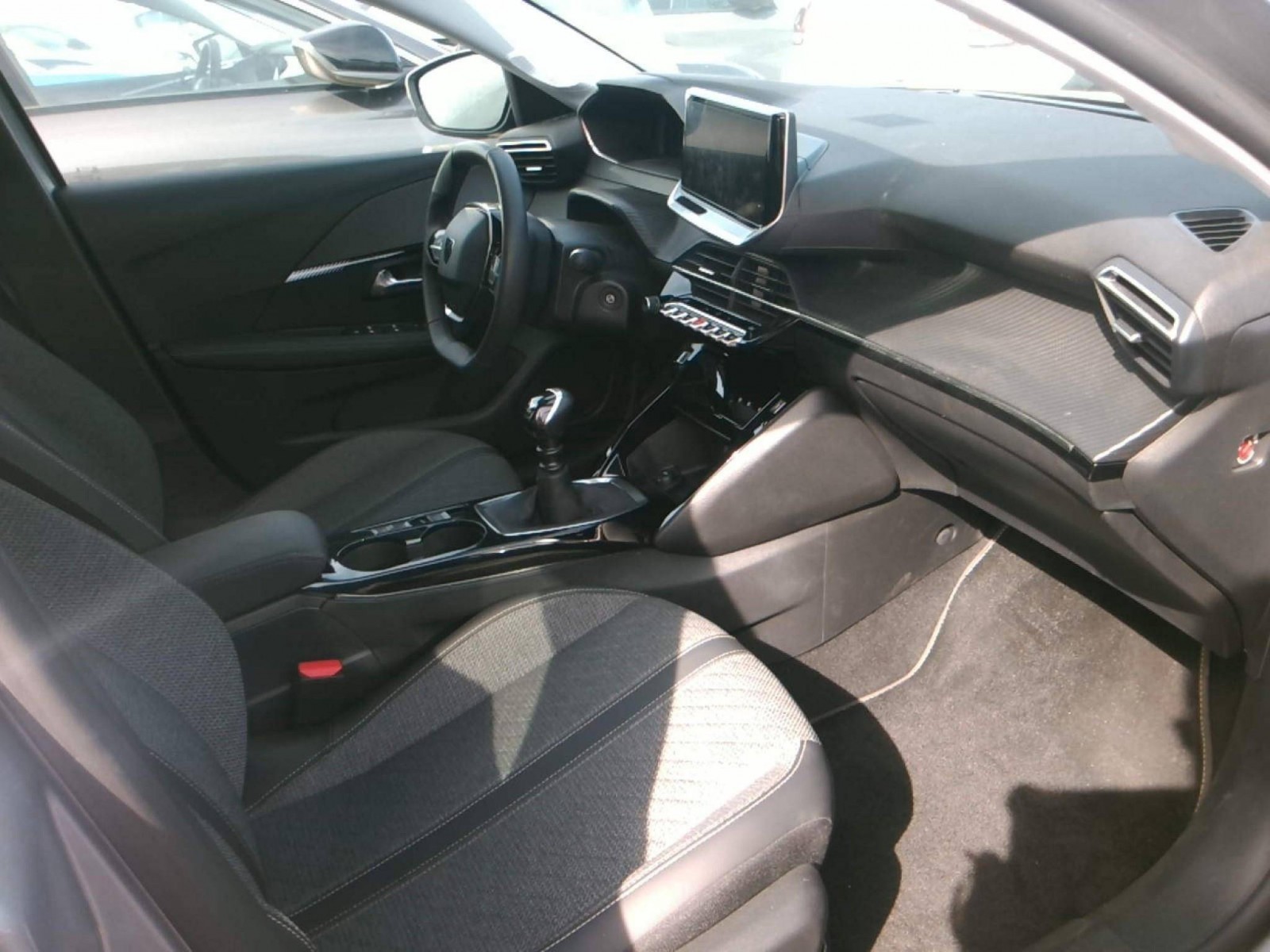 PEUGEOT - 208 - #618976 - 2