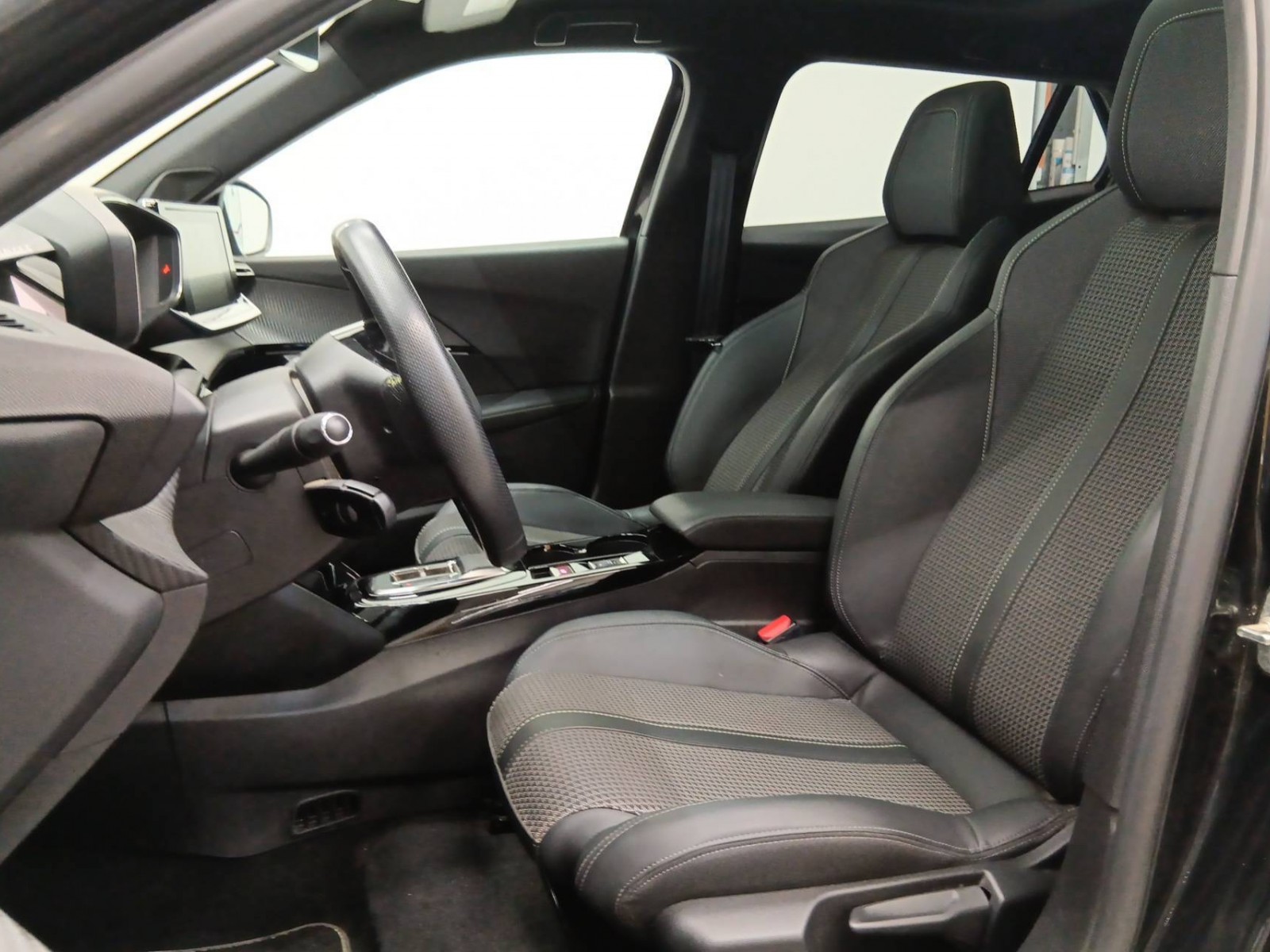 PEUGEOT - 2008 ELECTRIQUE - #568654 - 7