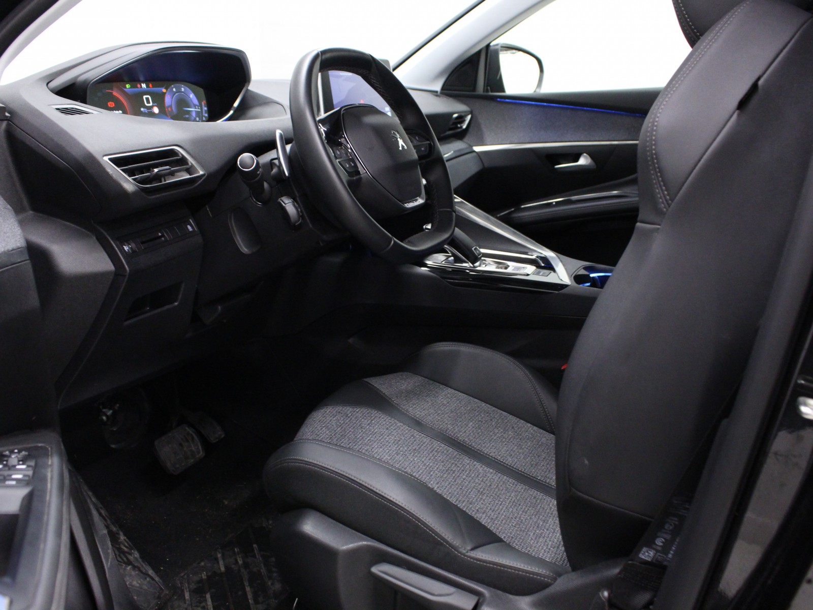PEUGEOT - 5008 - #167965 - 3
