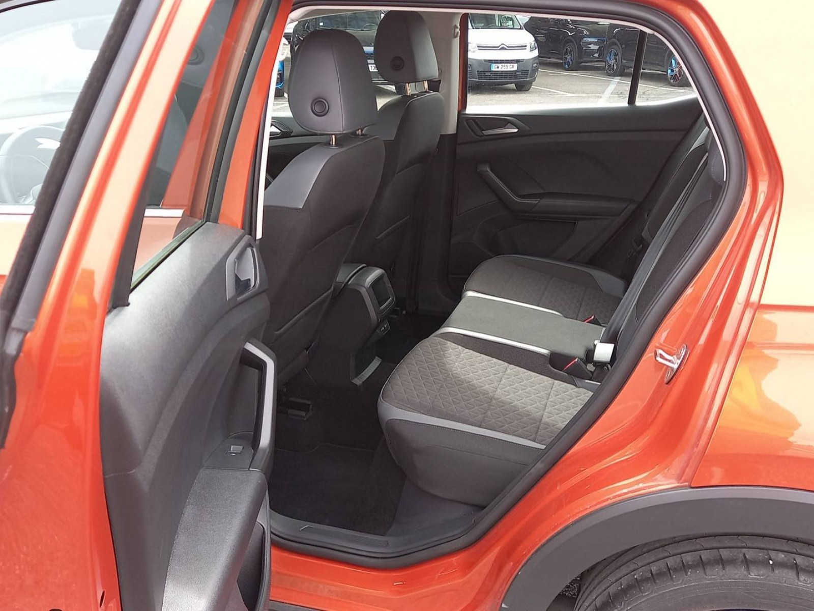 VOLKSWAGEN - T-CROSS - #525632 - 8