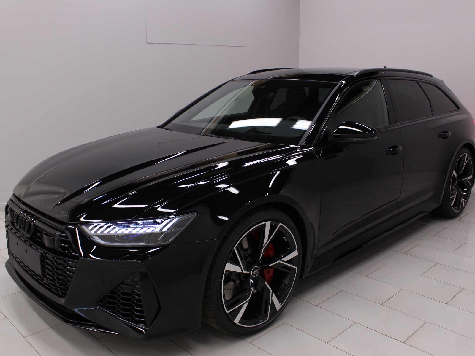 AUDI - RS6 AVANT - #169023 - 0