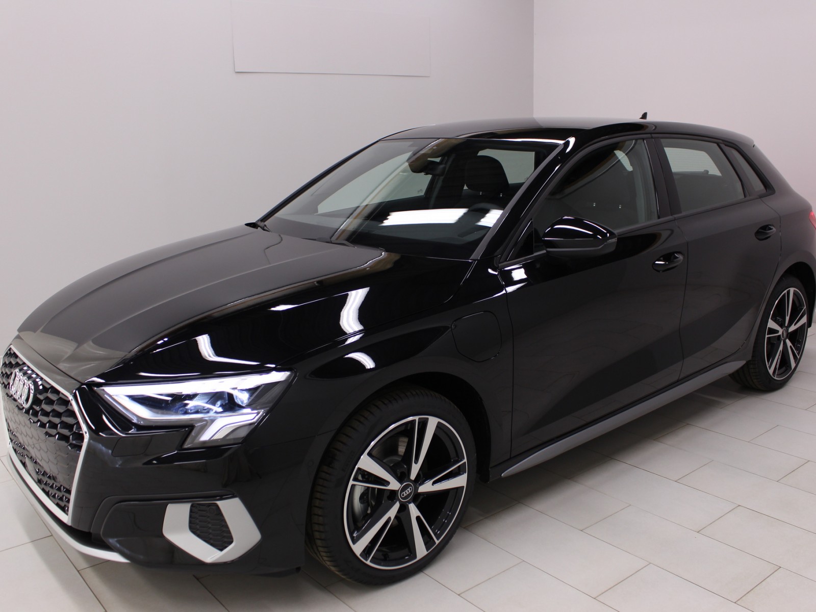 AUDI - A3 SPORTBACK - #169297 - 0