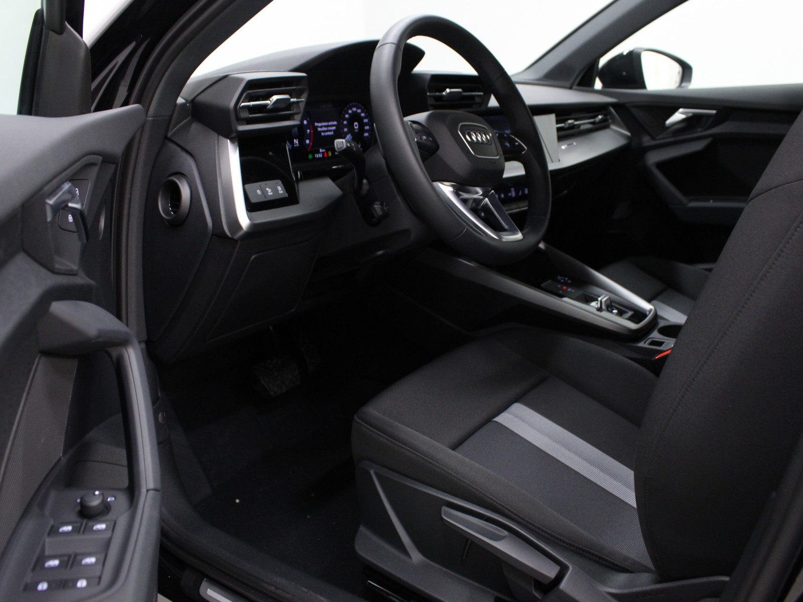 AUDI - A3 SPORTBACK - #168997 - 3