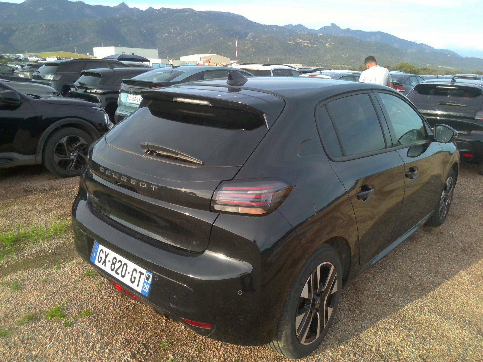 PEUGEOT - 208 - #627949 - 1