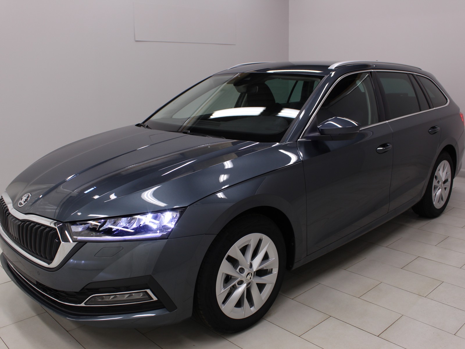 SKODA - OCTAVIA COMBI - #168769 - 0
