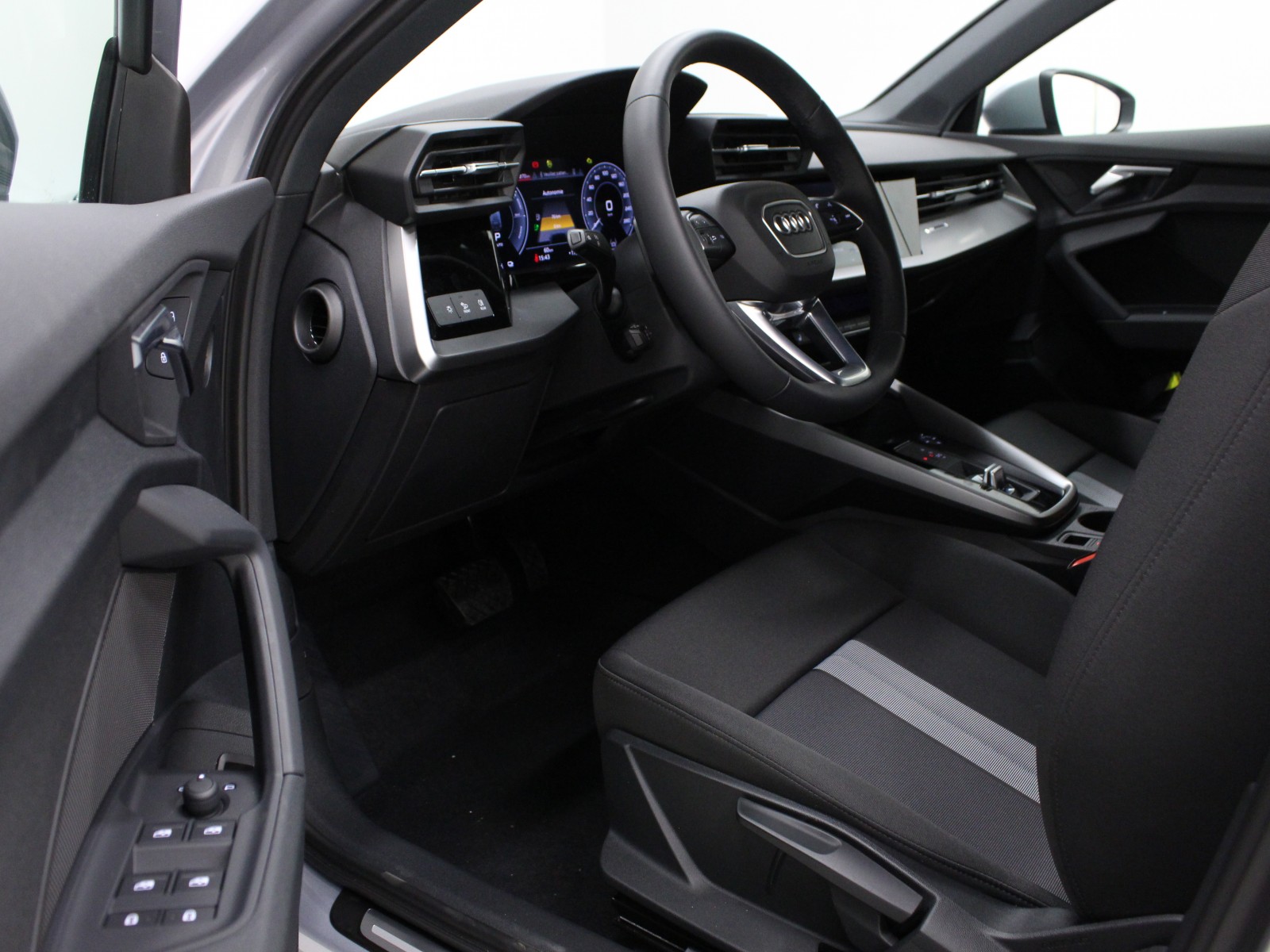 AUDI - A3 SPORTBACK - #169314 - 3