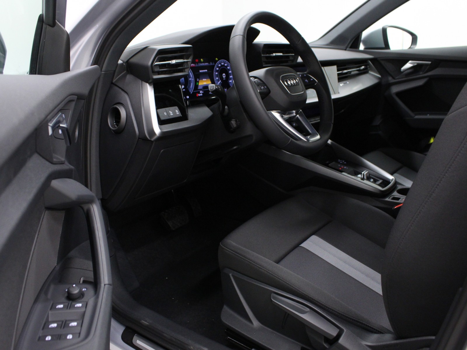 AUDI - A3 SPORTBACK - #169316 - 3