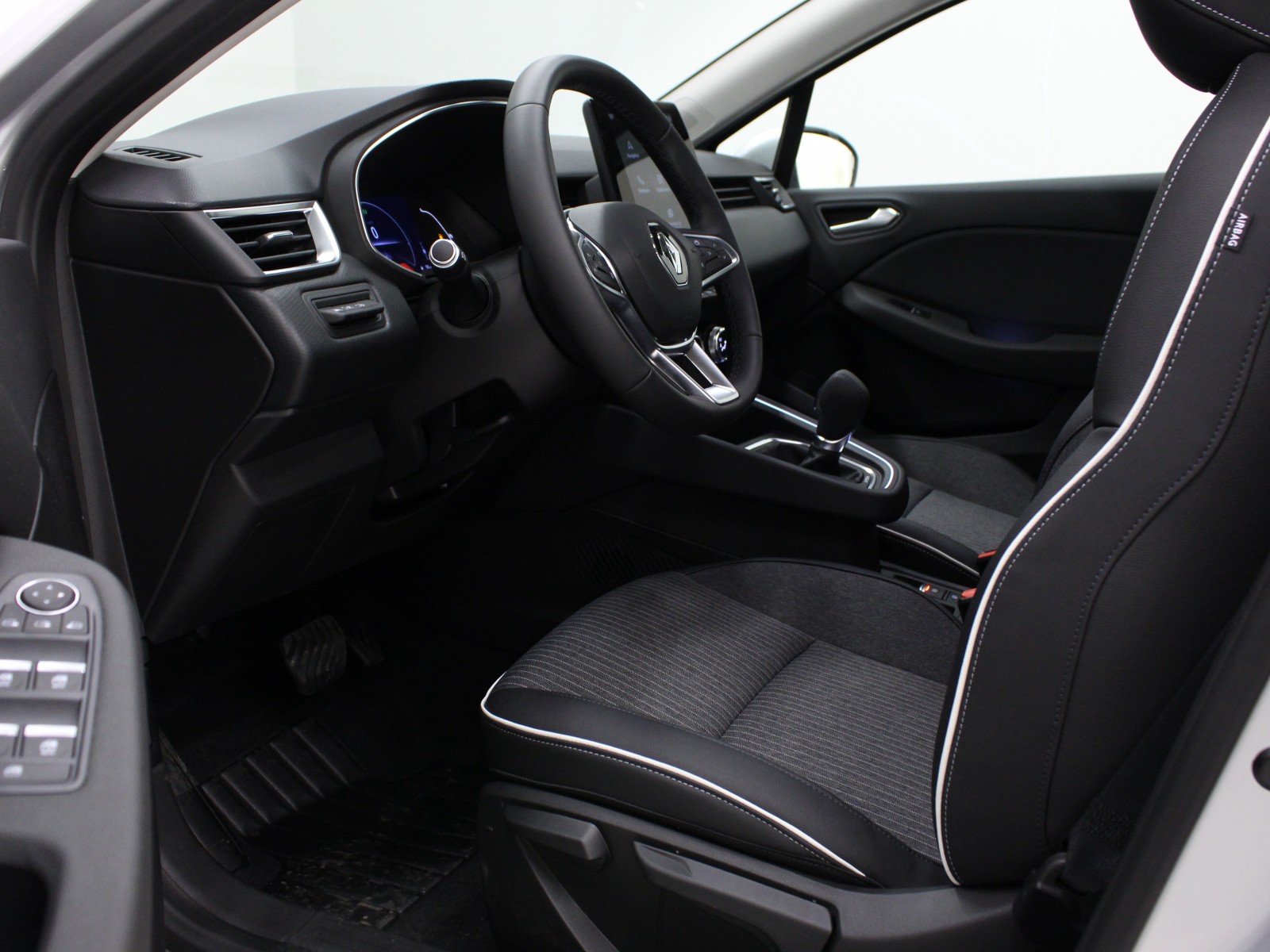 RENAULT - CLIO V - #166805 - 3