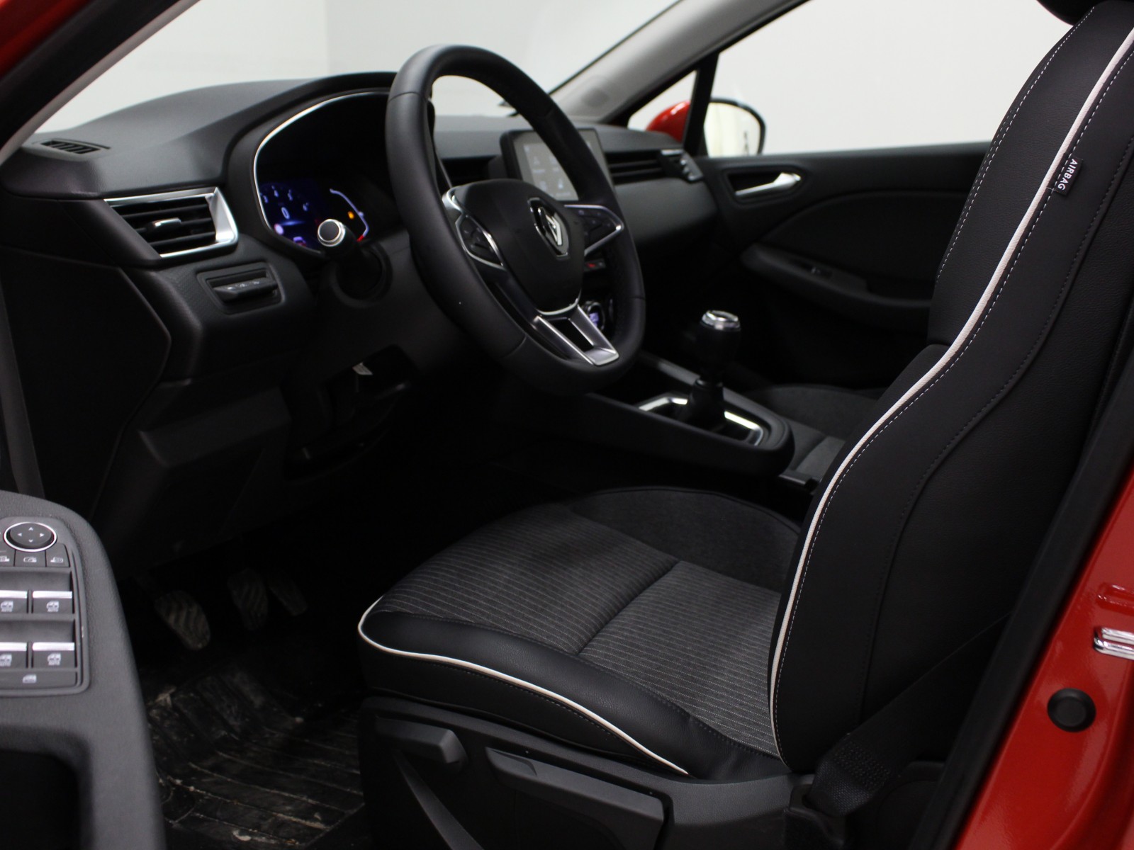 RENAULT - CLIO V - #165466 - 3