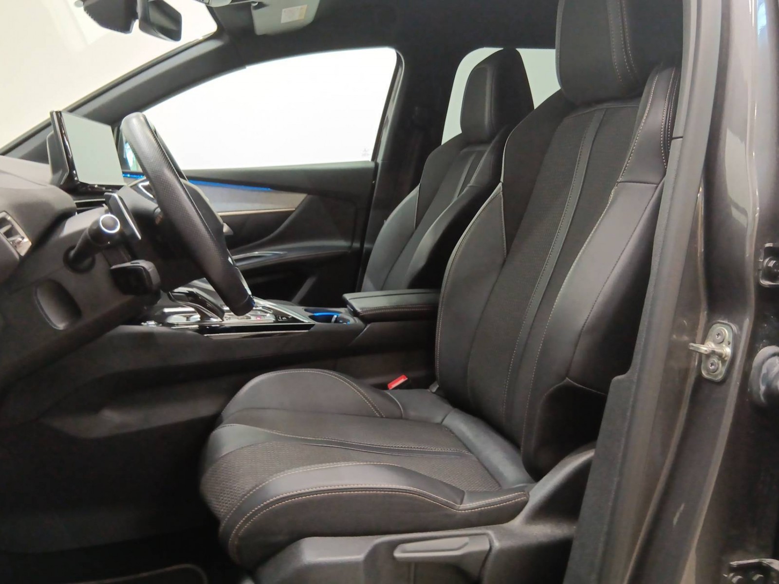 PEUGEOT - 5008 - #610592 - 7