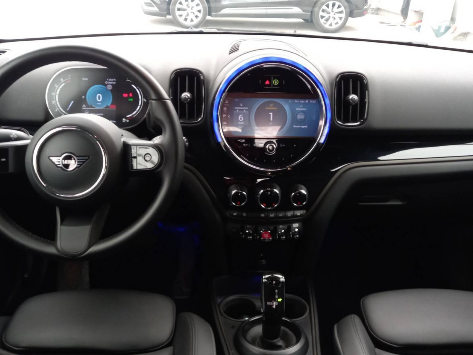 MINI - COUNTRYMAN F60 LCI - #217215 - 11