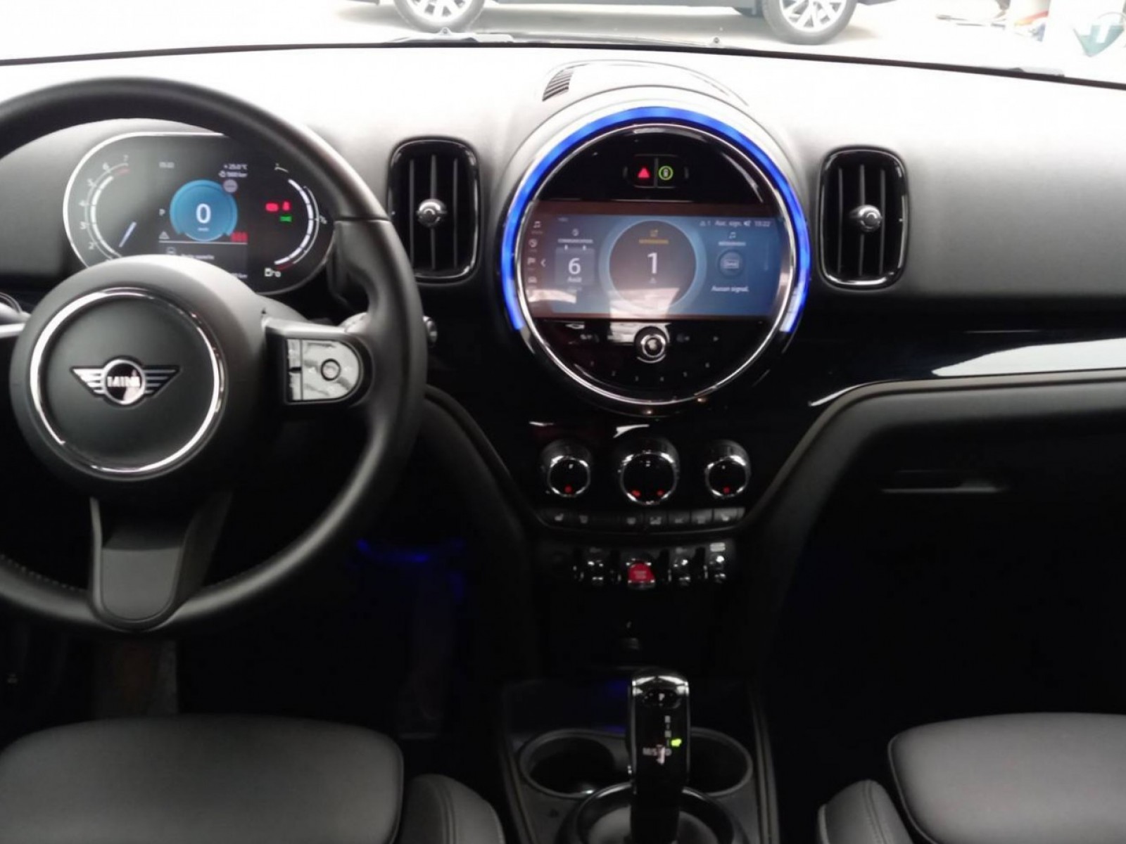 MINI - COUNTRYMAN F60 LCI - #217215 - 28