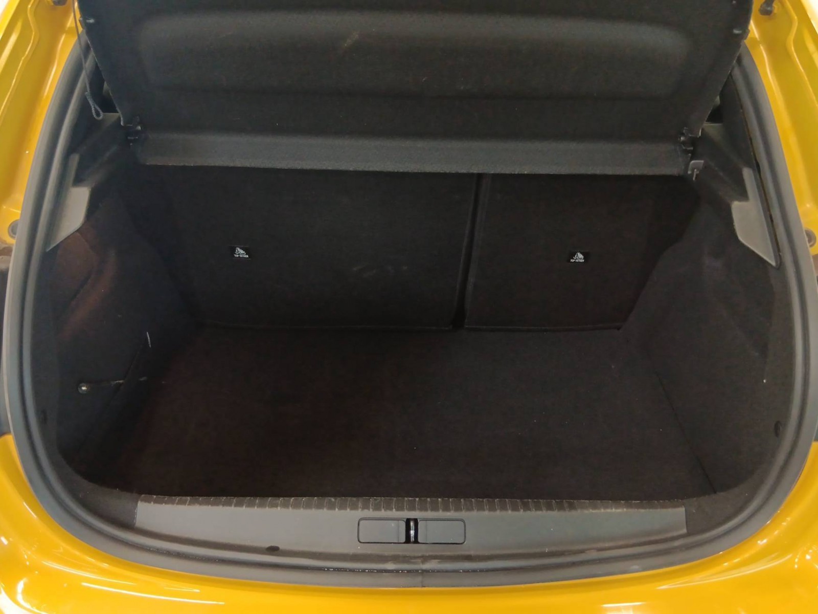 PEUGEOT - 208 - #604401 - 12