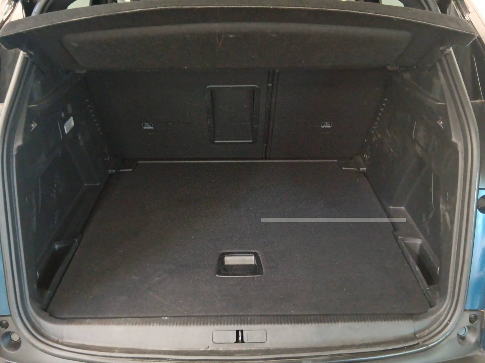 PEUGEOT - 3008 - #618969 - 12