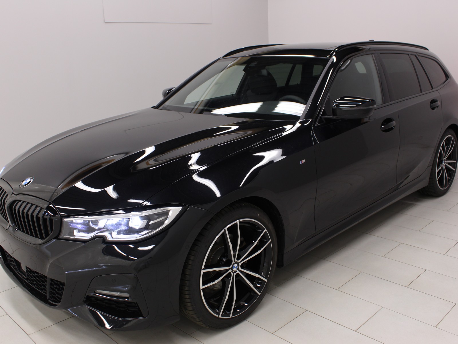 BMW - SERIE 3 TOURING G21 - #165498 - 0