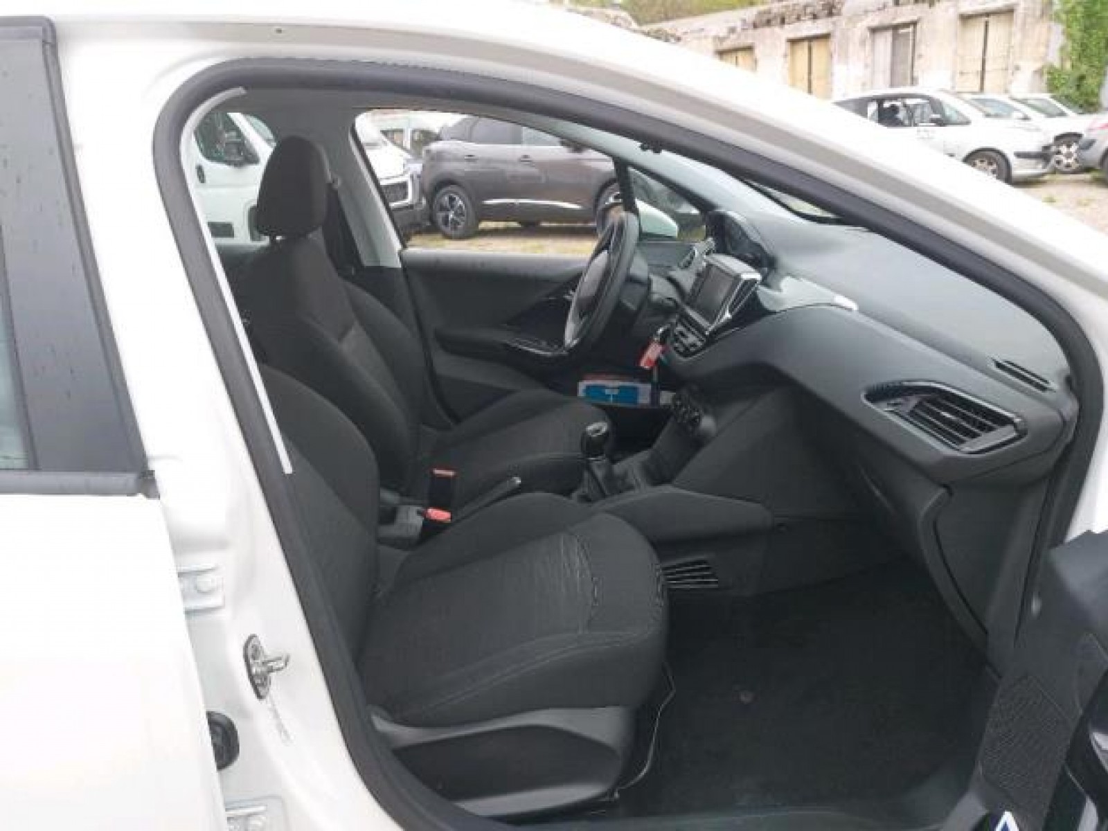 PEUGEOT - 208 AFFAIRE - #171821 - 4