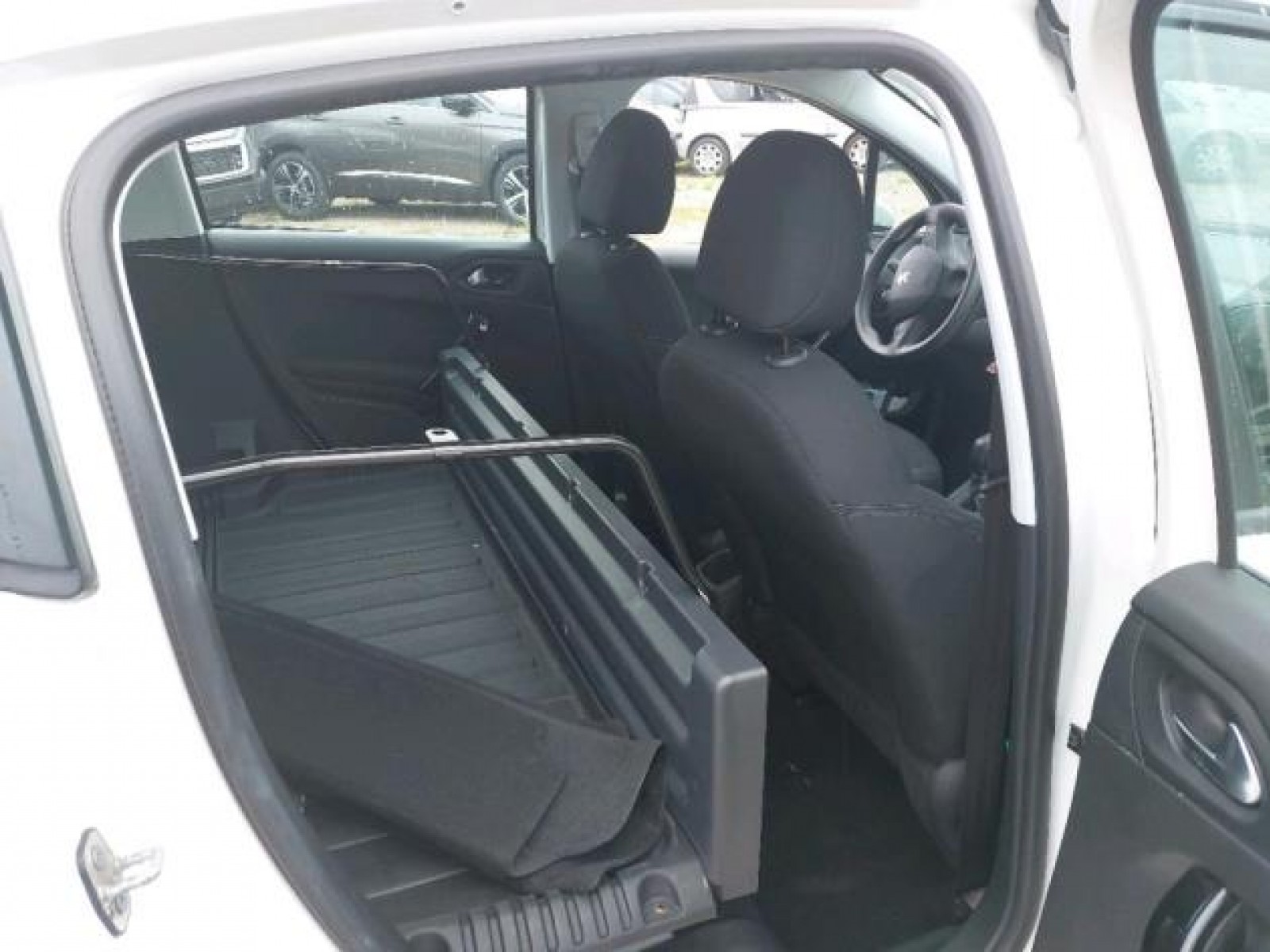 PEUGEOT - 208 AFFAIRE - #171821 - 5