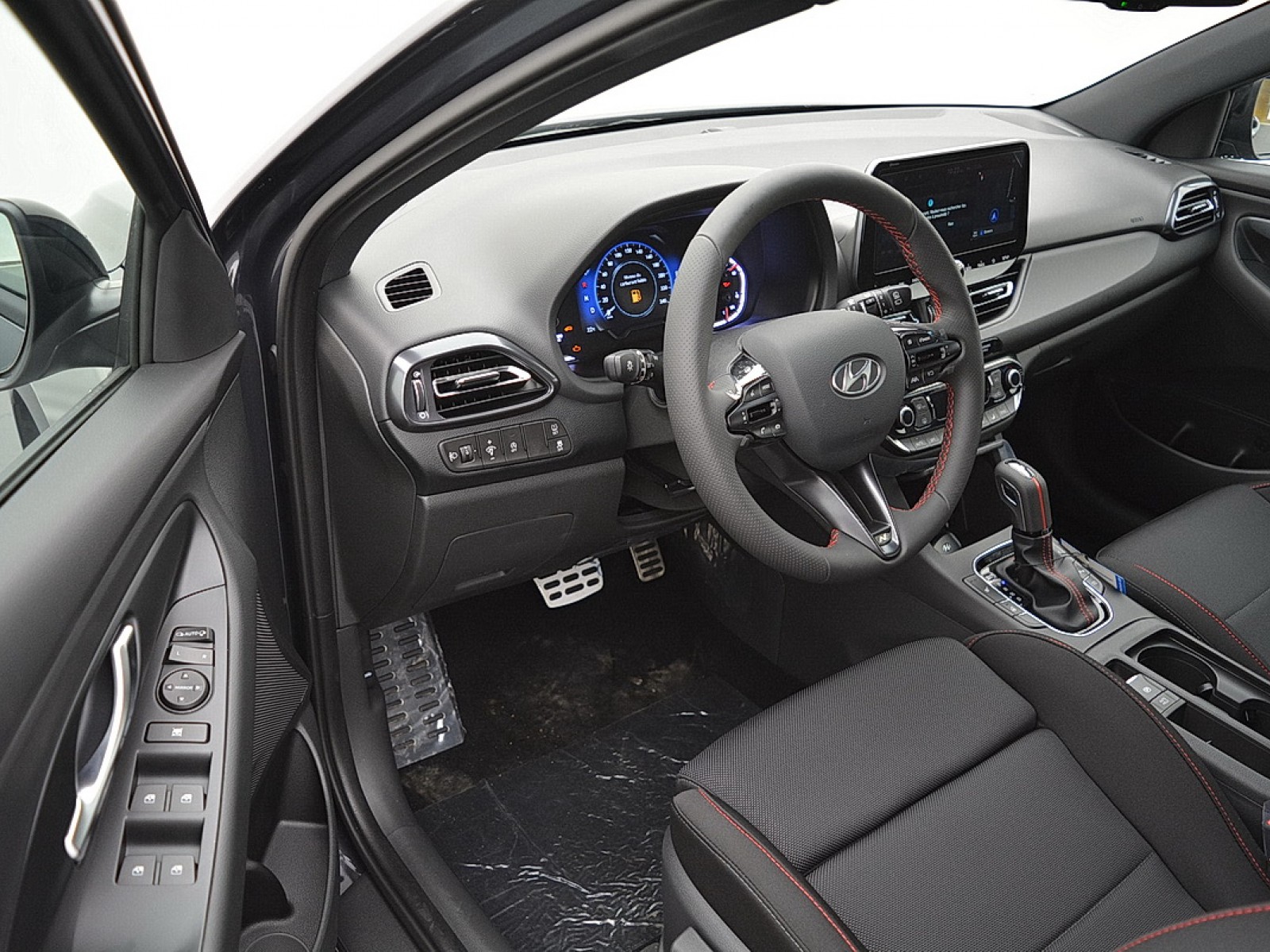 HYUNDAI - i30 - #164629 - 3