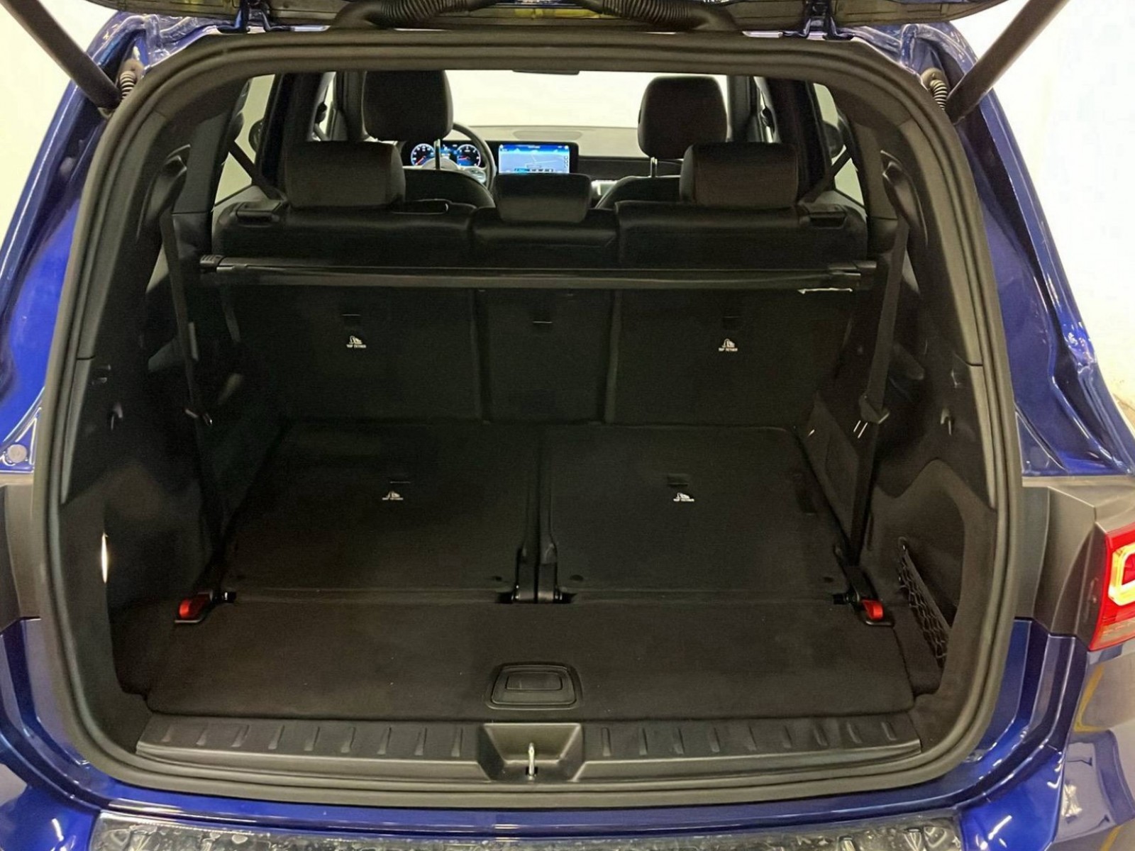 MERCEDES - GLB - #200459 - 19