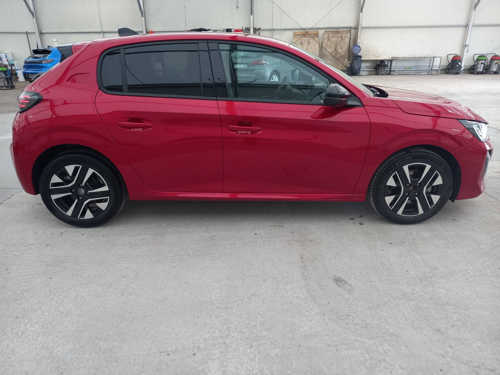 PEUGEOT - 208 - #627957 - 4