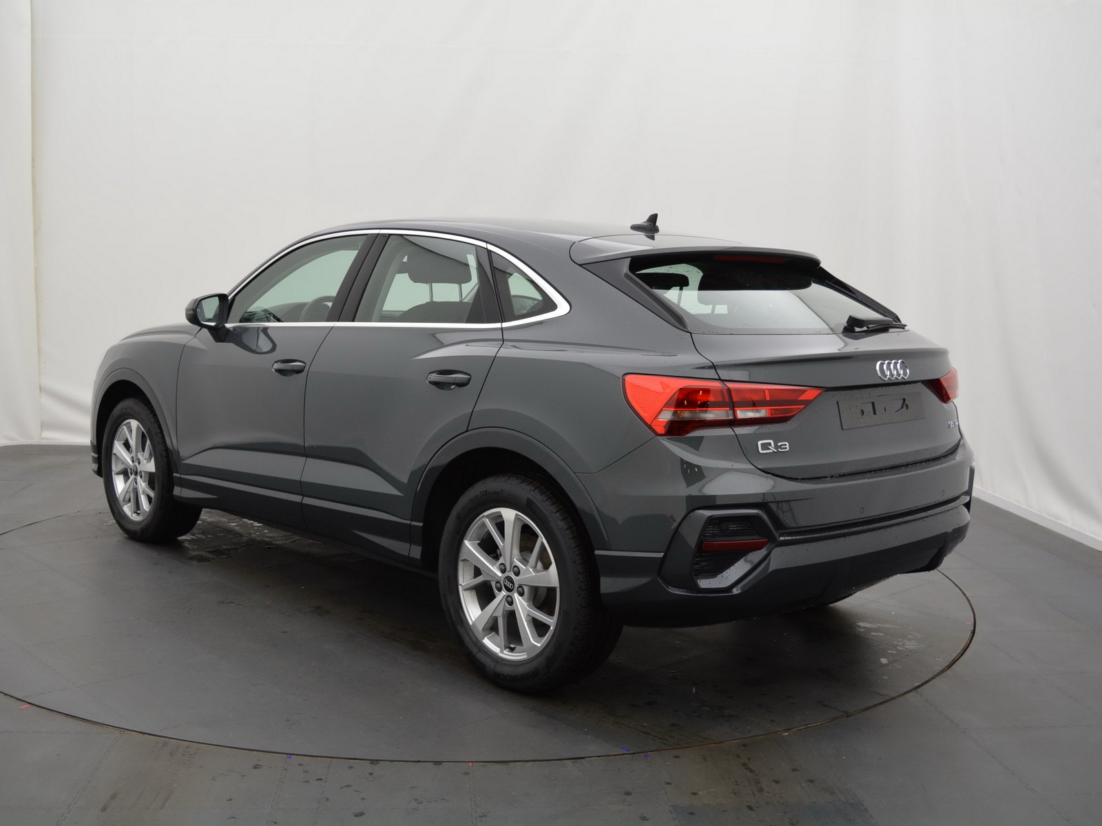 AUDI - Q3 SPORTBACK - #167926 - 1