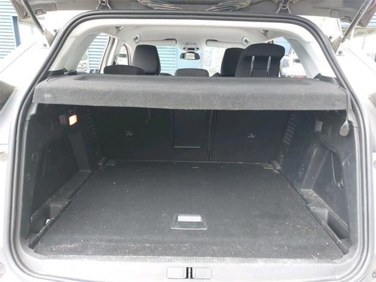PEUGEOT - 3008 BUSINESS - #172614 - 8