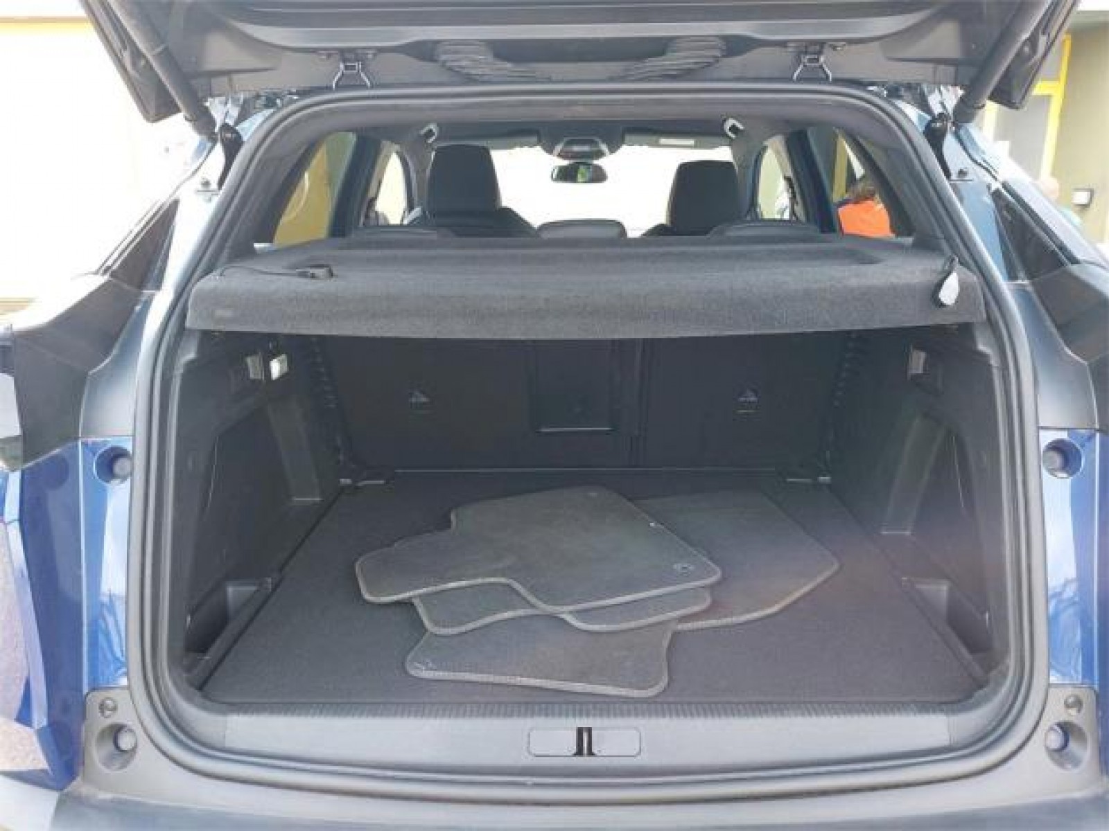 PEUGEOT - 3008 - #172778 - 8