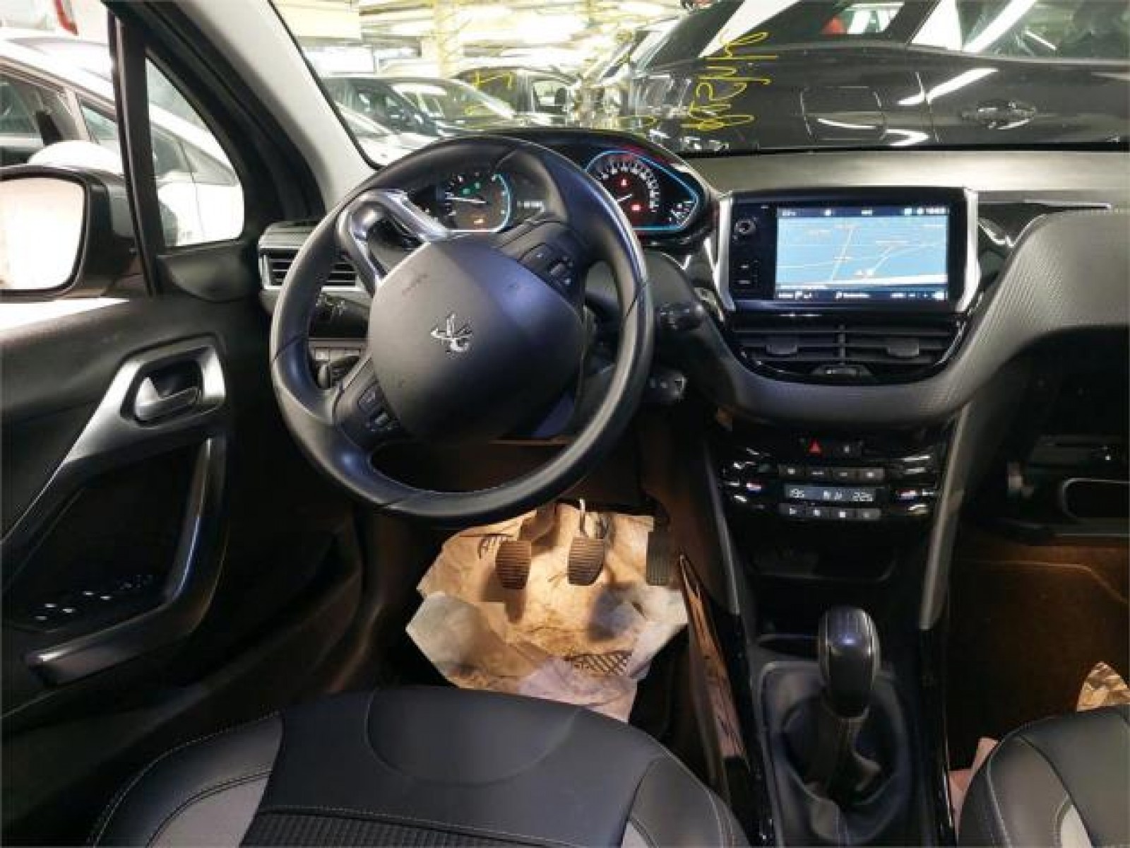 PEUGEOT - 2008 BUSINESS - #172770 - 6
