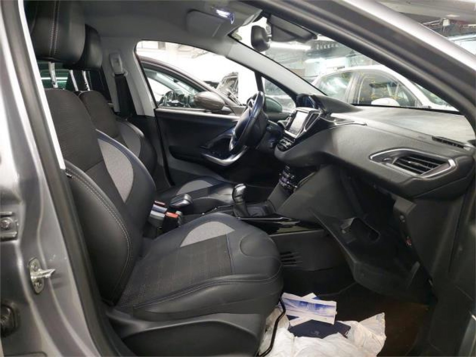 PEUGEOT - 2008 BUSINESS - #172770 - 4