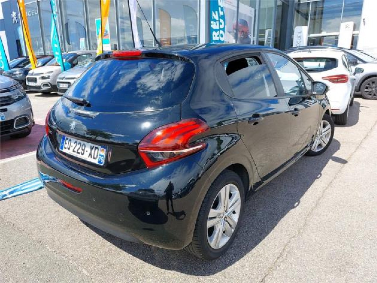 PEUGEOT - 208 - #172766 - 3