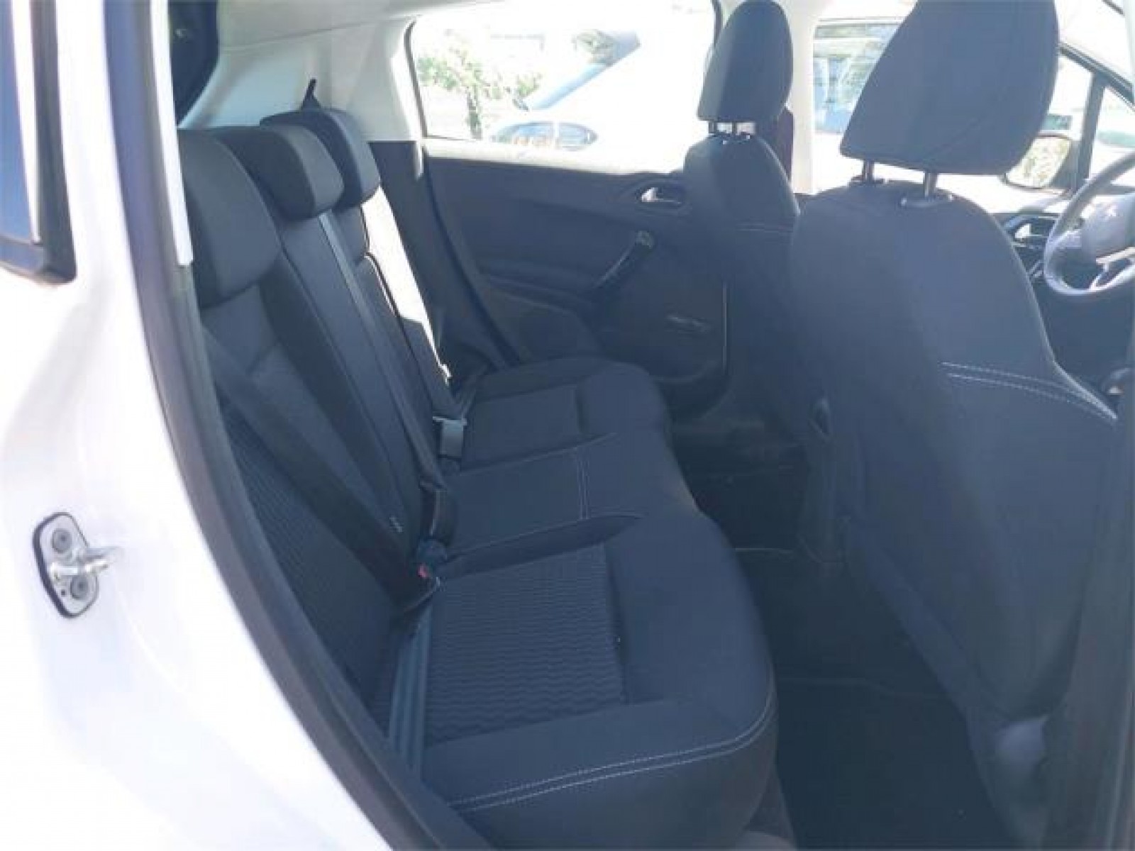 PEUGEOT - 208 BUSINESS - #172763 - 5