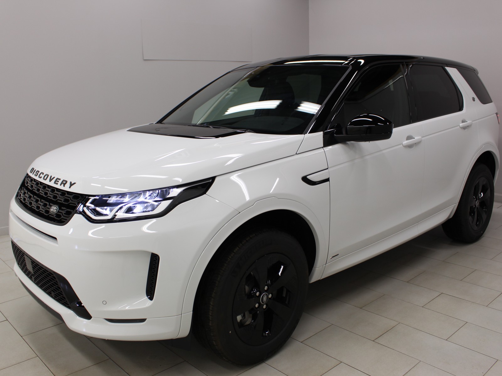 LAND ROVER - DISCOVERY SPORT - #172713 - 0