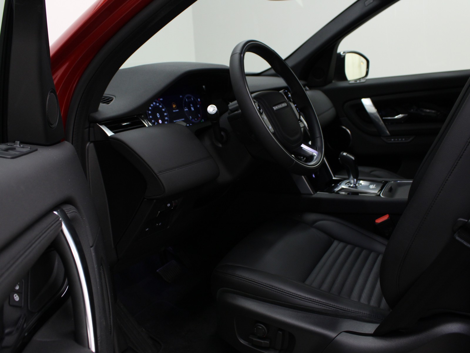 LAND ROVER - DISCOVERY SPORT - #172710 - 3
