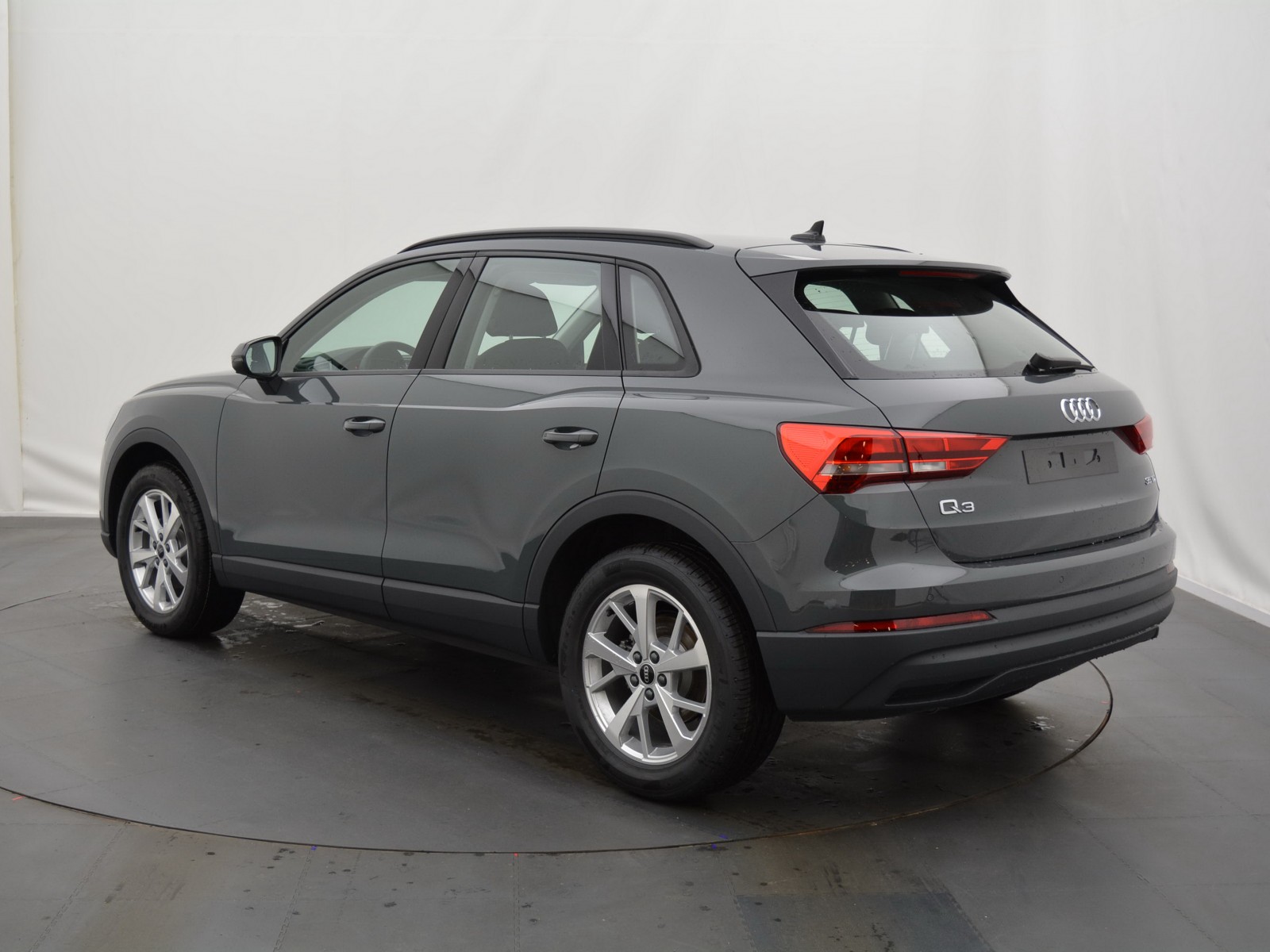 AUDI - Q3 - #170167 - 1