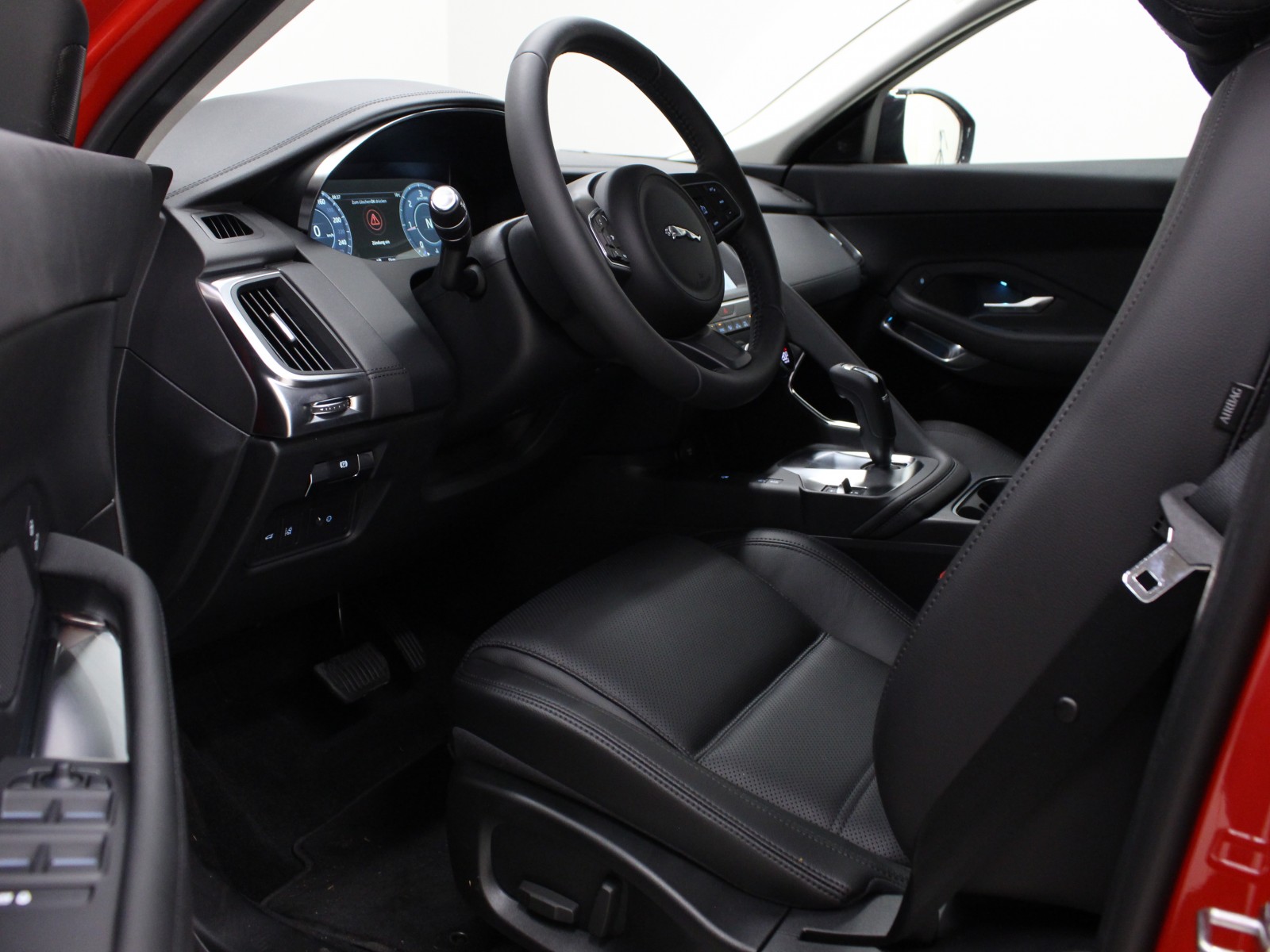 JAGUAR - E-PACE - #172725 - 3